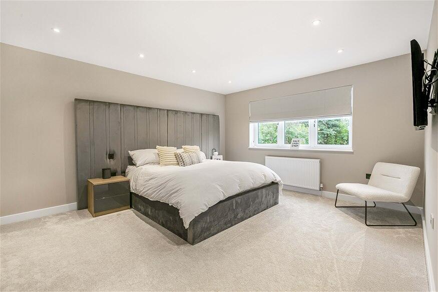 Additional image 12 of Tuffnells Way, Harpenden, AL5