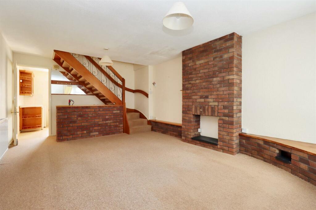 Additional image 13 of Cul-de-sac location within Yeolands Drive, Clevedon