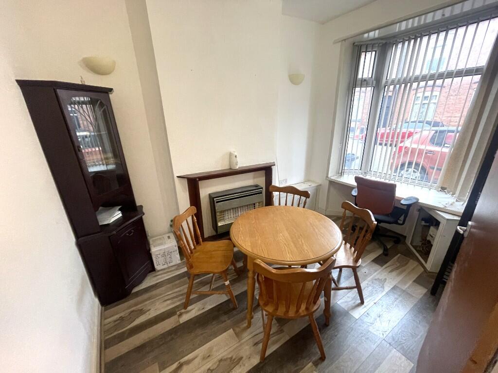 Additional image 19 of Eva Road, B18