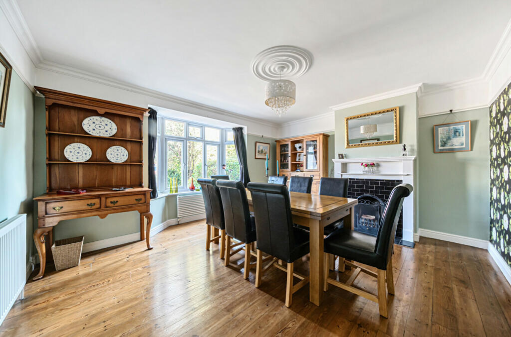 Additional image 4 of Landscape View, Saffron Walden, Essex, CB11