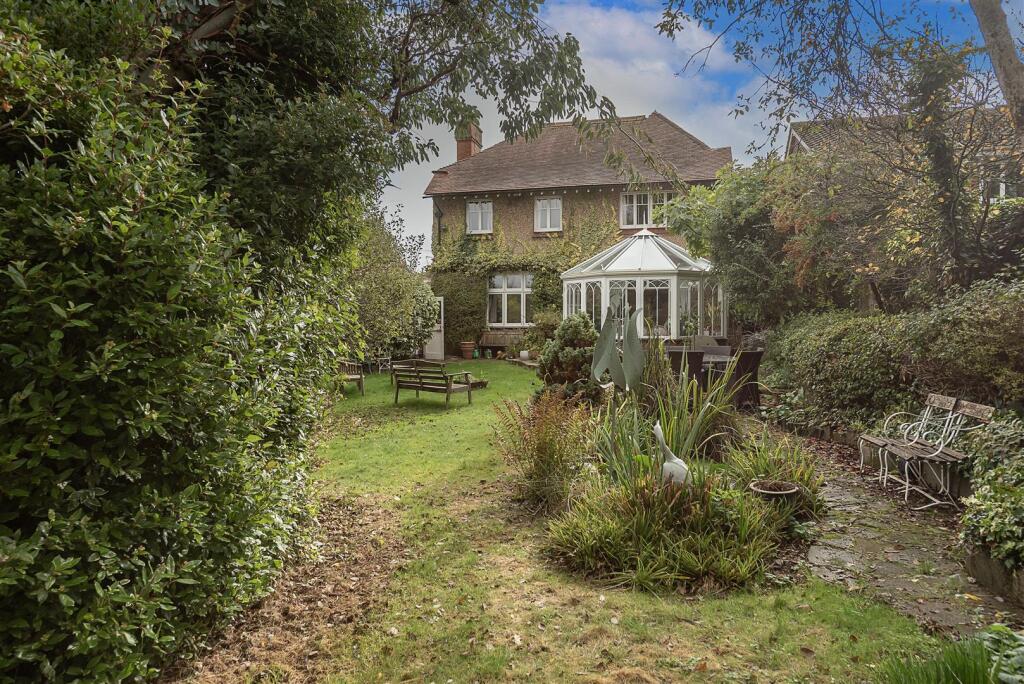Additional image 12 of Station Road, Harpenden