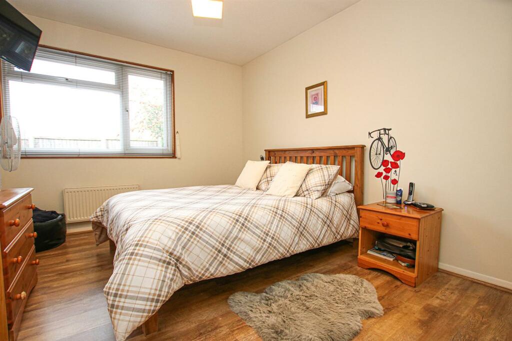 Additional image 10 of Holland Park, Cheveley, Newmarket