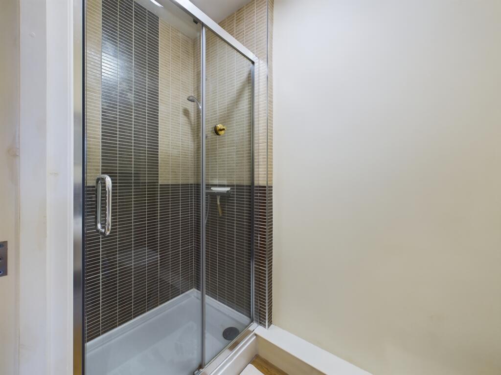 Additional image 8 of Flat 2 20 Occupation Road, Cambridge, Cambridgeshire