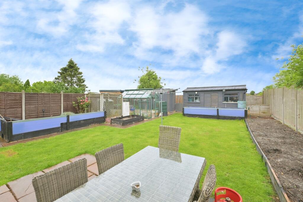 Additional image 15 of Bendyshe Way, Barrington, CAMBRIDGE