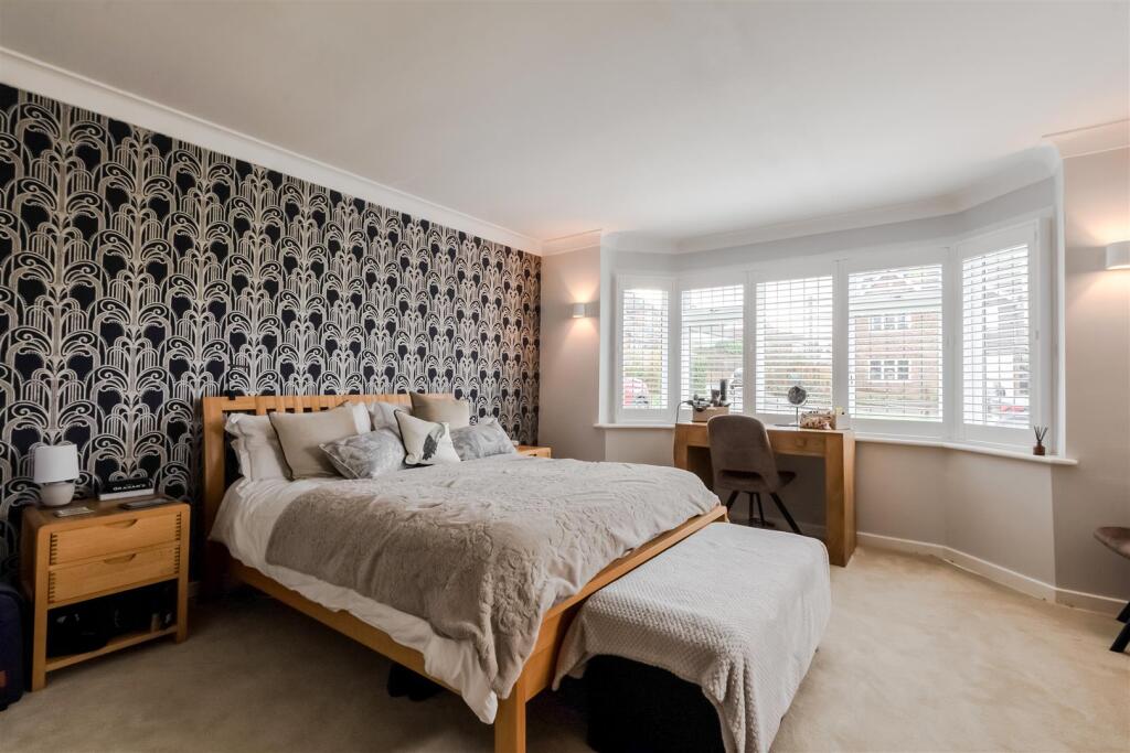 Additional image 12 of Worlds End Lane, Green Street Green