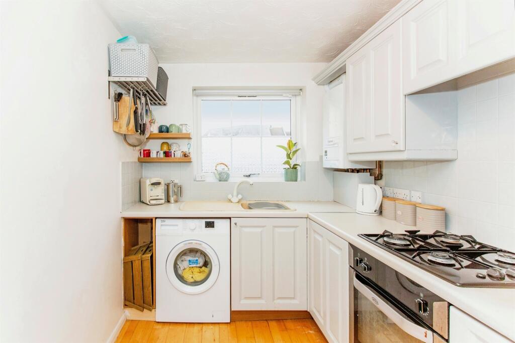 Additional image 5 of Chaffinch Walk, Great Cambourne, Cambridge