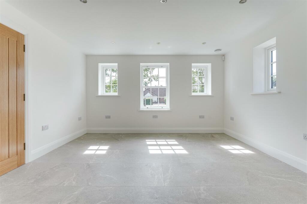 Additional image 3 of Pale Green, Helions Bumpstead, Haverhill