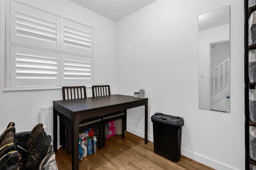 Additional image 15 of Perkins Way, Welwyn Garden City