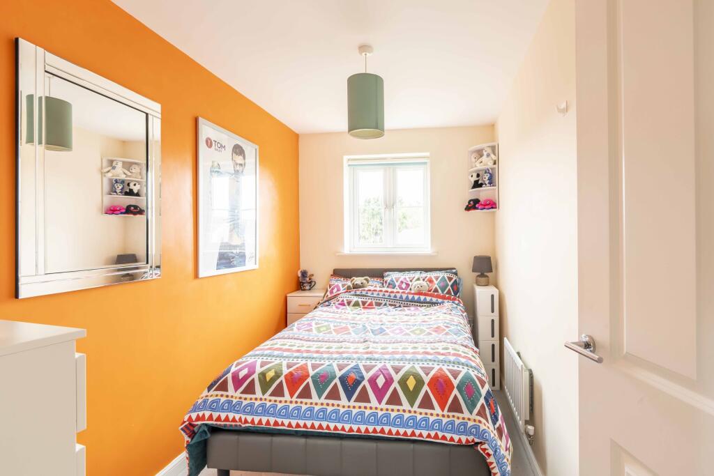 Additional image 6 of St Lucia Crescent