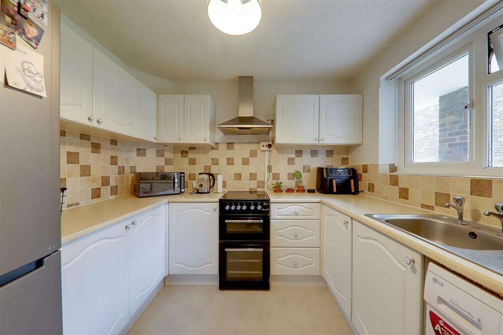 Additional image 6 of Ashington Court, Broadwater Street East, BN14