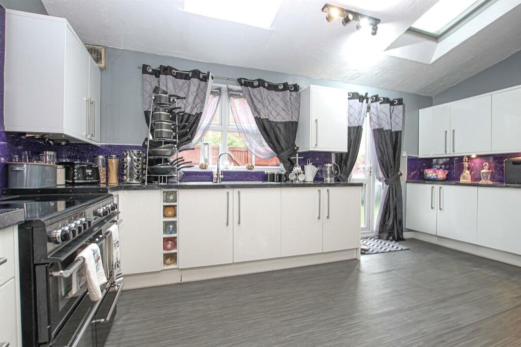 Additional image 14 of Aureole Walk, Newmarket