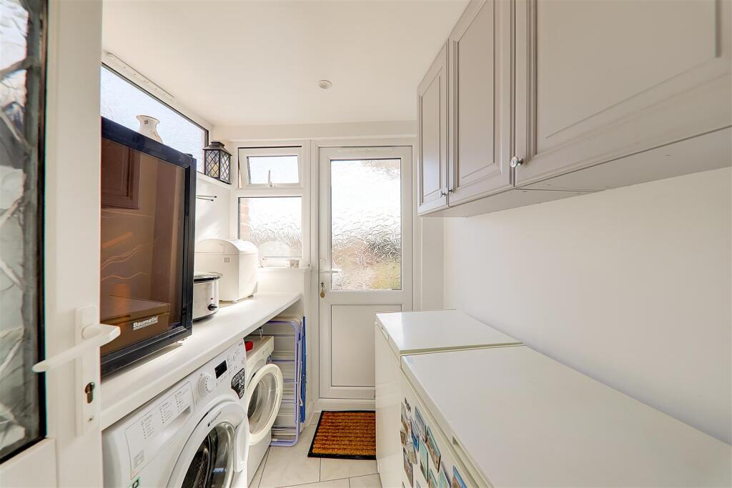 Additional image 19 of Alinora Crescent, Goring-By-Sea, Worthing