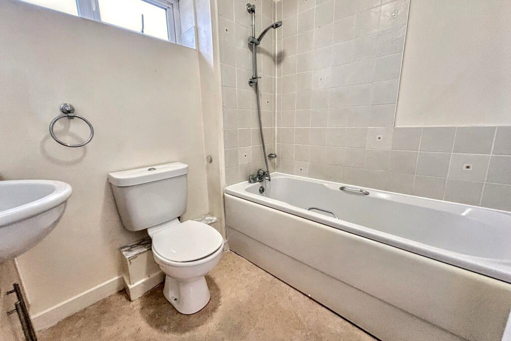 Additional image 9 of Wool