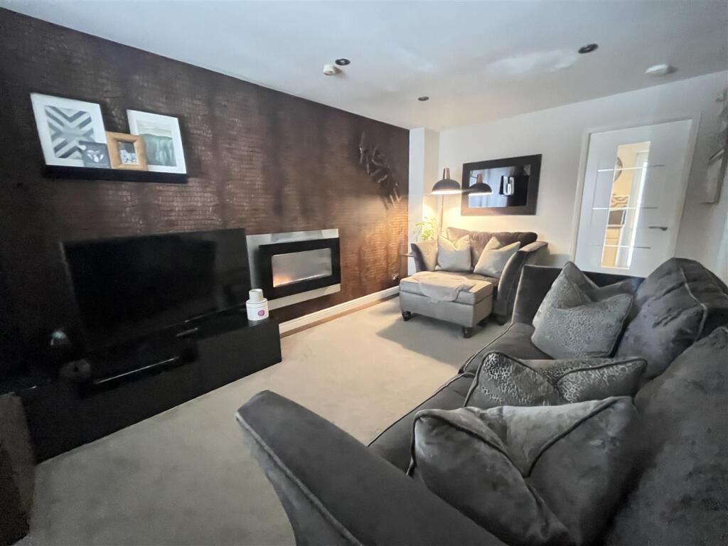 Additional image 11 of Cranberry Drive, Bolton