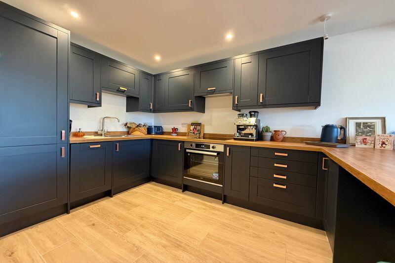 Additional image 11 of 15 Uphill Road North, Weston-Super-Mare.