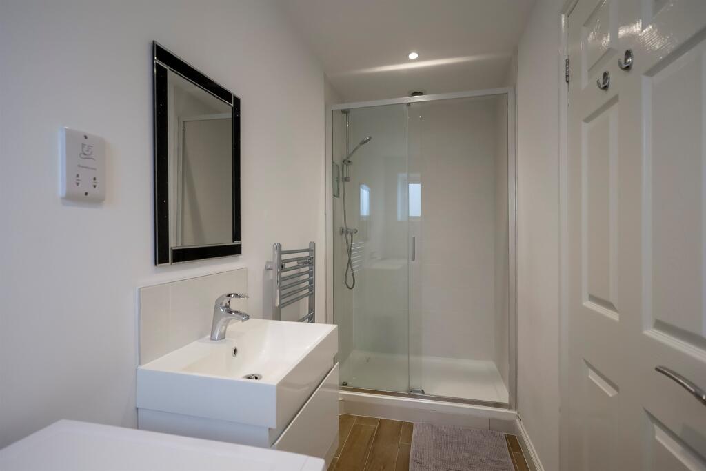 Additional image 13 of Vale Close, Seaford