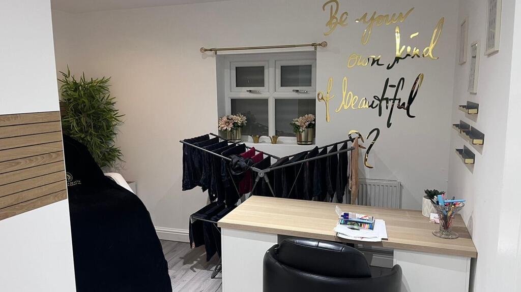 Additional image 5 of 806 Bury Road, Bolton, BL2 6PA