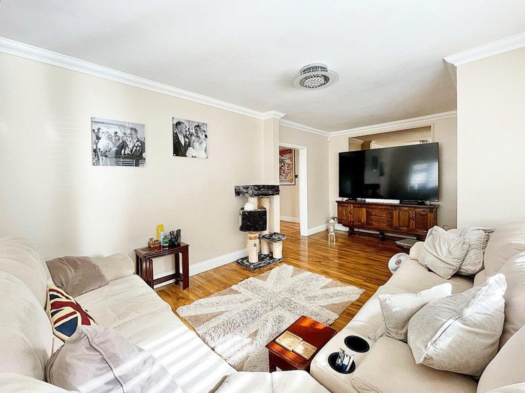 Additional image 37 of Central Avenue, Telscombe Cliffs, BN10 7NB