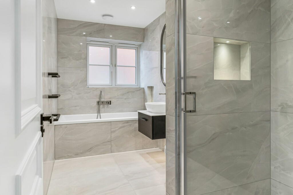 Additional image 20 of 'The Amour' Rose Clover Place, Clavering, CB11