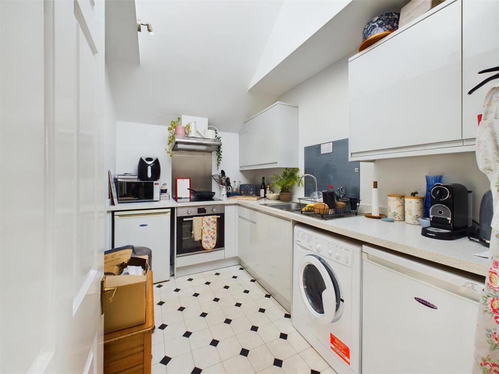 Additional image 7 of Gordon Road, Clifton, Bristol