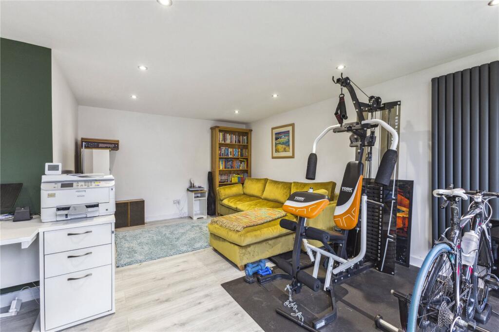 Additional image 20 of Marquis Lane, Harpenden, Hertfordshire, AL5