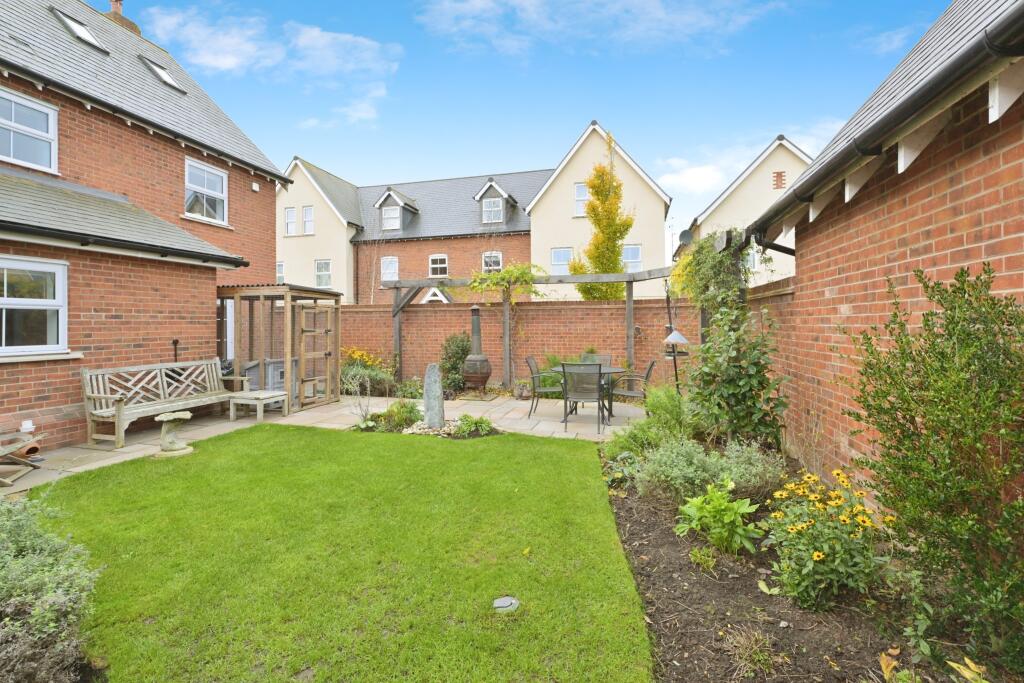 Additional image 13 of Welchs Crescent, Stapleford, Cambridge, Cambridgeshire, CB22