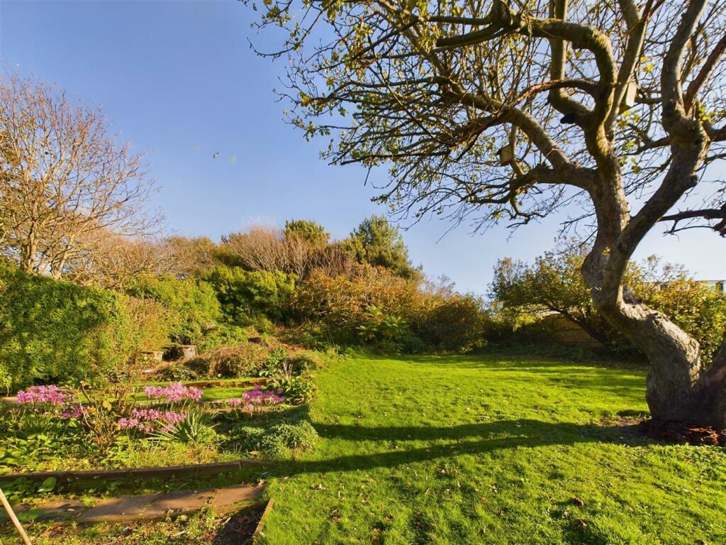 Additional image 20 of Central Avenue, Telscombe Cliffs, Peacehaven