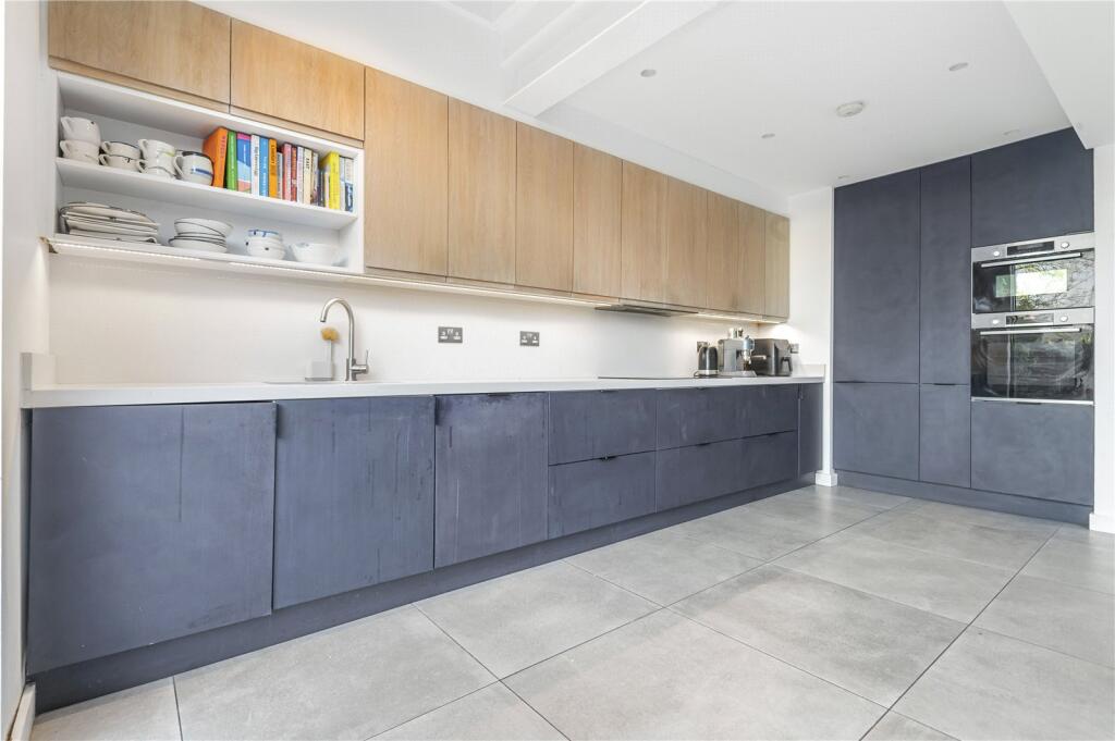 Additional image 17 of Chatterton Road, Bromley, BR2