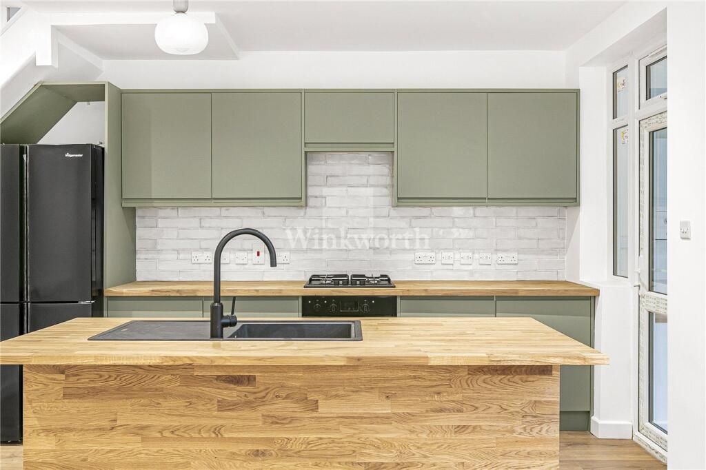 Additional image 15 of Upper Elmers End Road, Beckenham, BR3