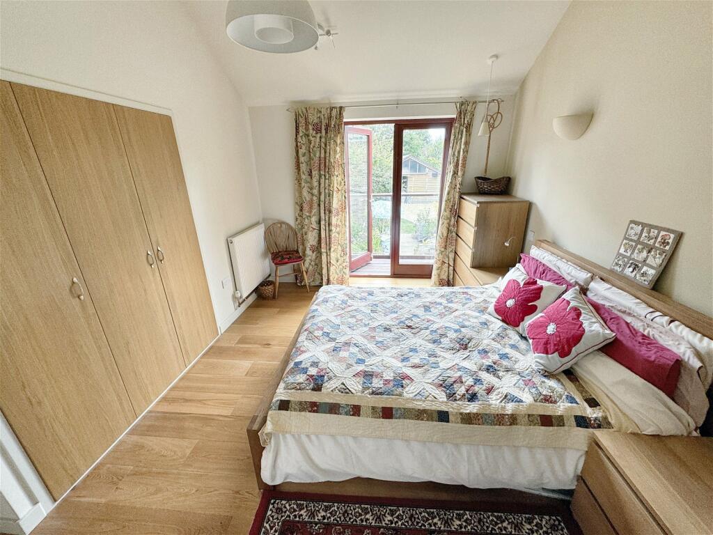 Additional image 34 of Station Road, Haddenham