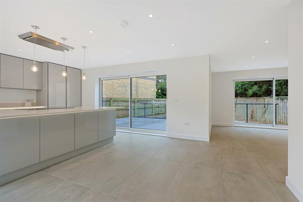 Additional image 6 of Station Road, Histon