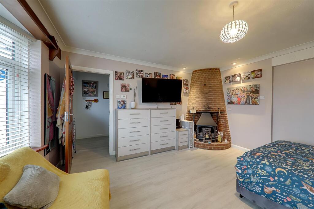 Additional image 5 of Hawthorn Road, Broadwater, Worthing