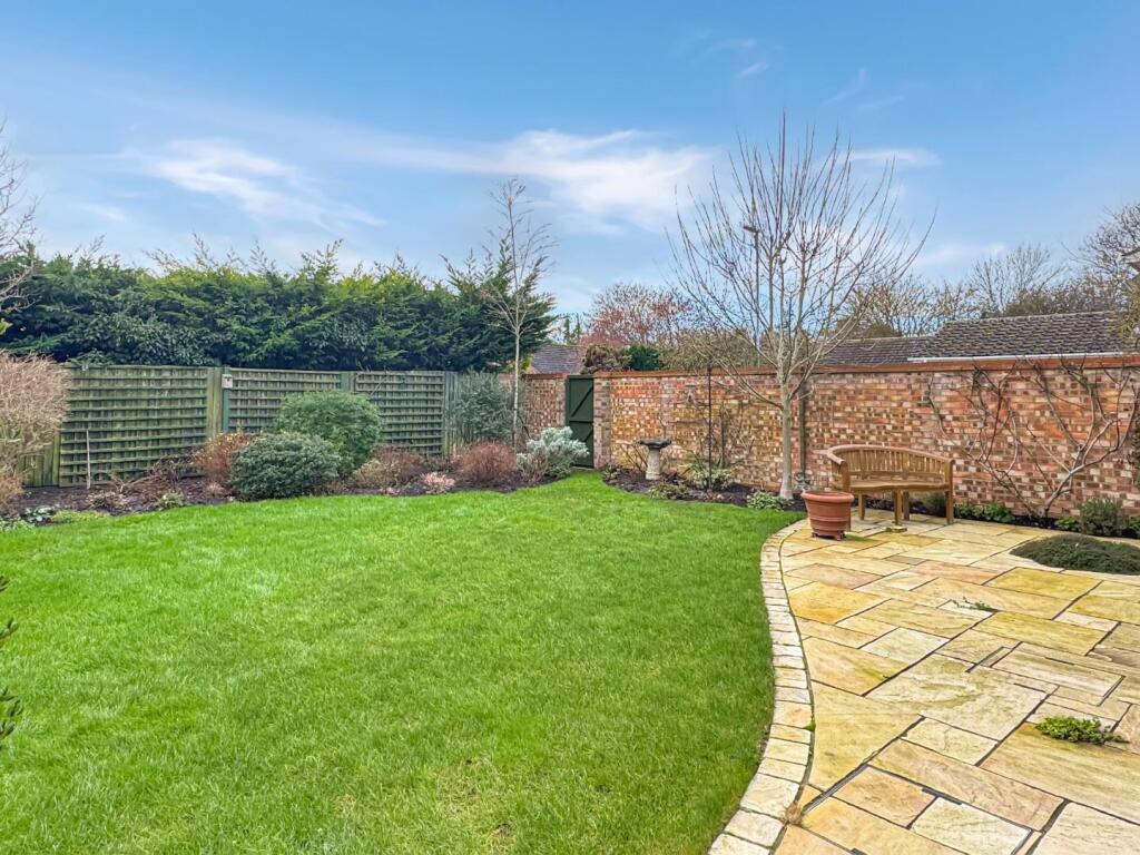 Additional image 15 of Moss Drive, Haslingfield