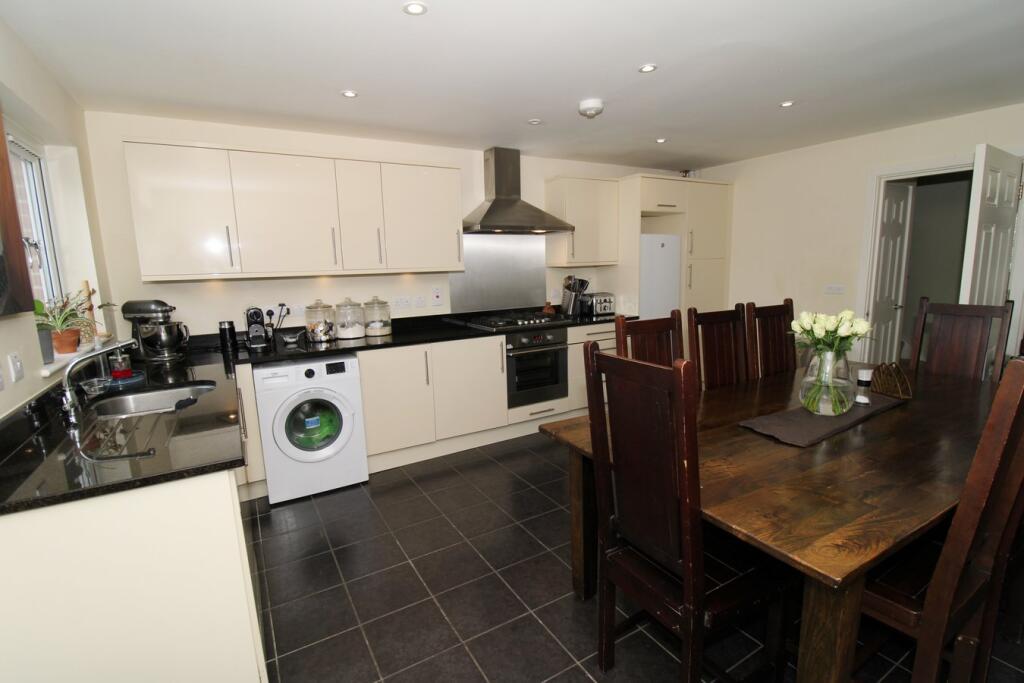 Additional image 14 of Cumberland Road, Bromley, BR2