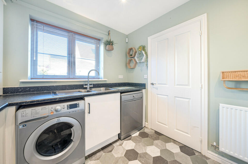 Additional image 9 of Howland Close, Saffron Walden, Essex, CB10