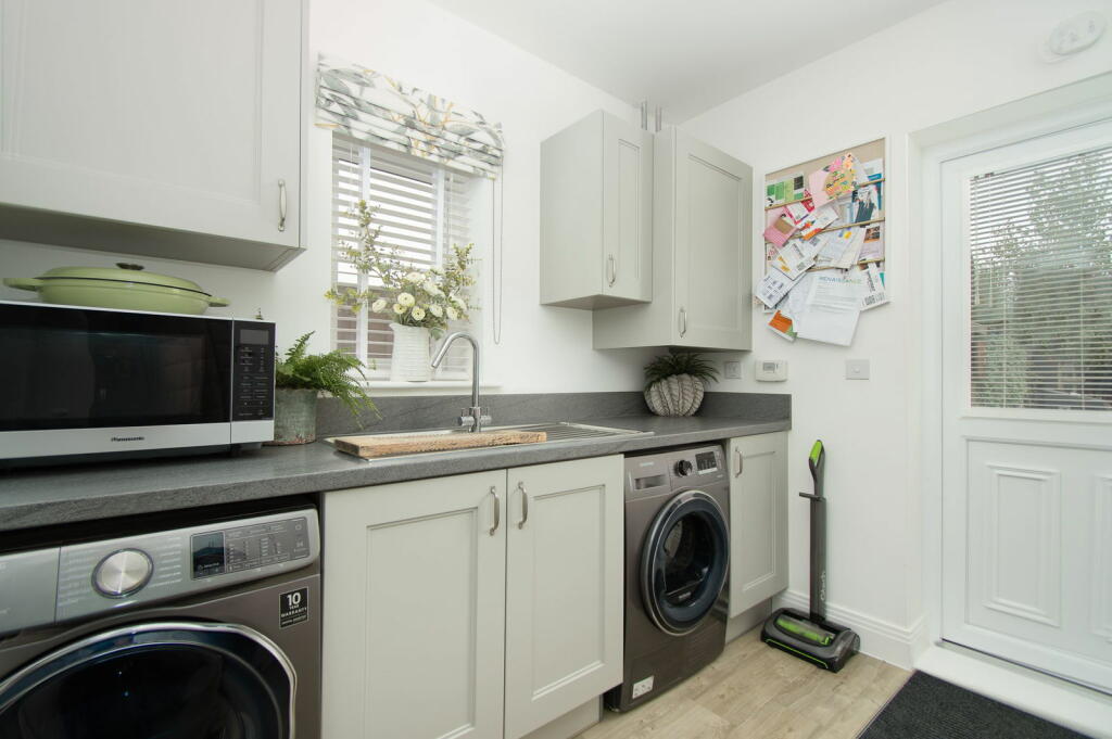 Additional image 7 of Highfields Caldecote, CB23 7BW