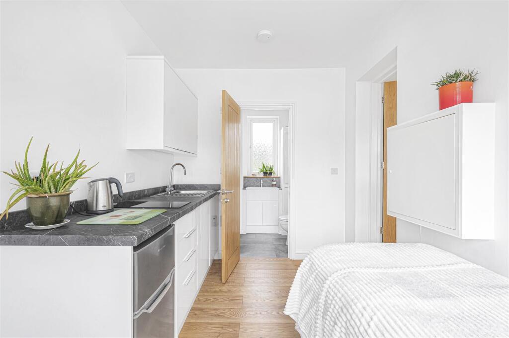 Additional image 16 of Manor Close, Seaford