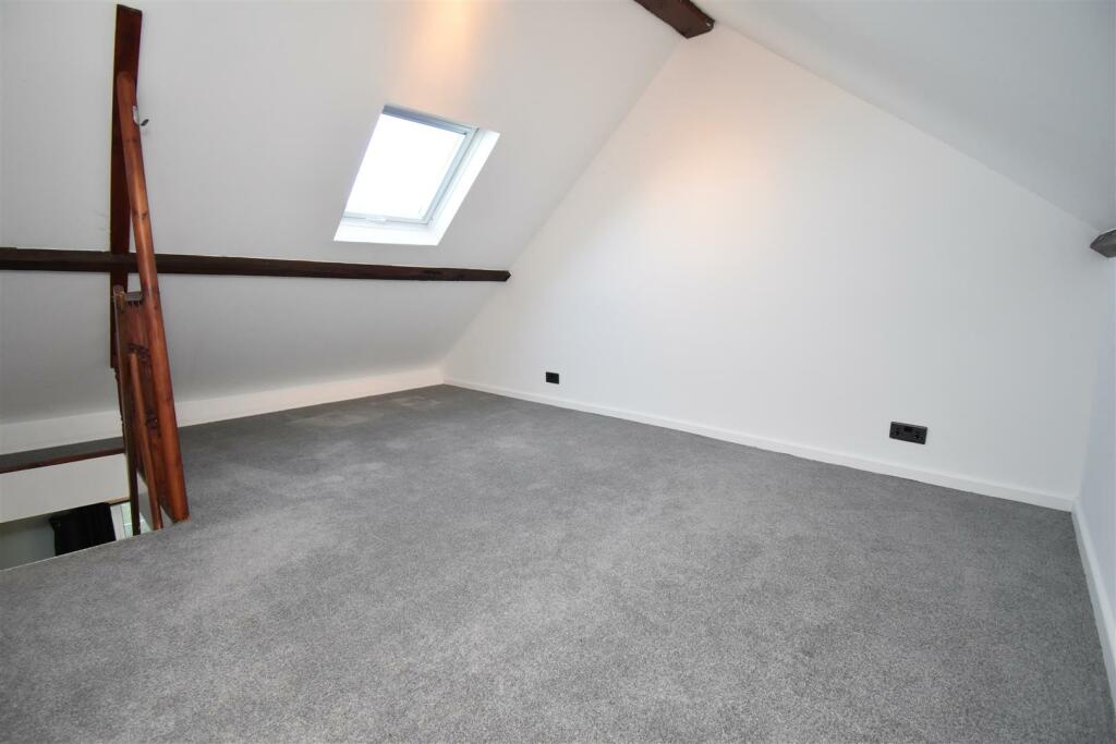 Additional image 10 of Highlands Road, Portishead.