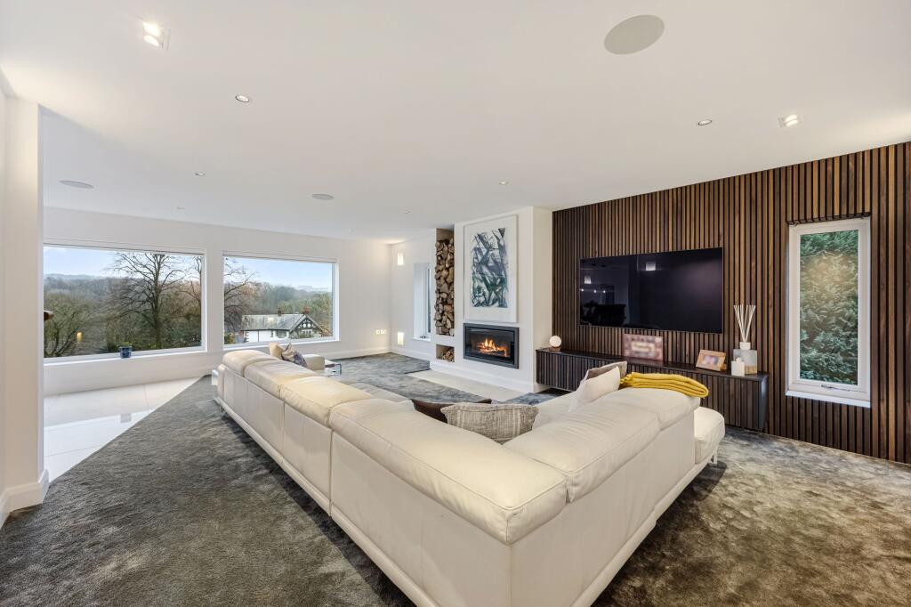 Additional image 7 of Moorview, Moss Bank Way, BL1 3LR – Stunning Home with Roof Terrace, Cinema Room & Outdoor Kitchen