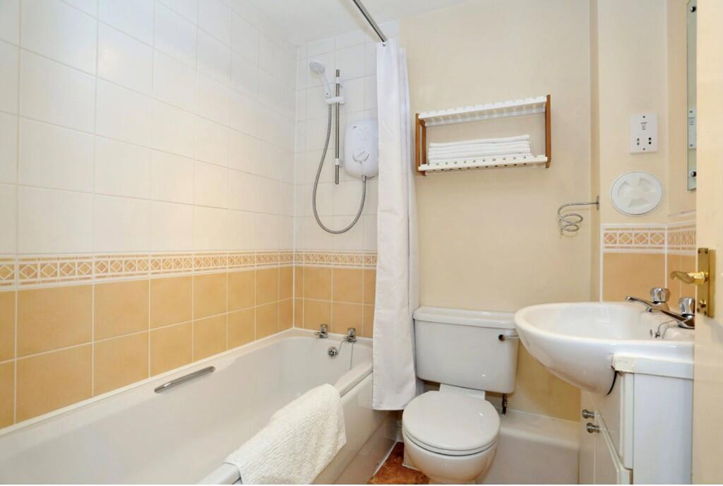 Additional image 4 of Fonthill Avenue, Aberdeen, Aberdeenshire, AB11