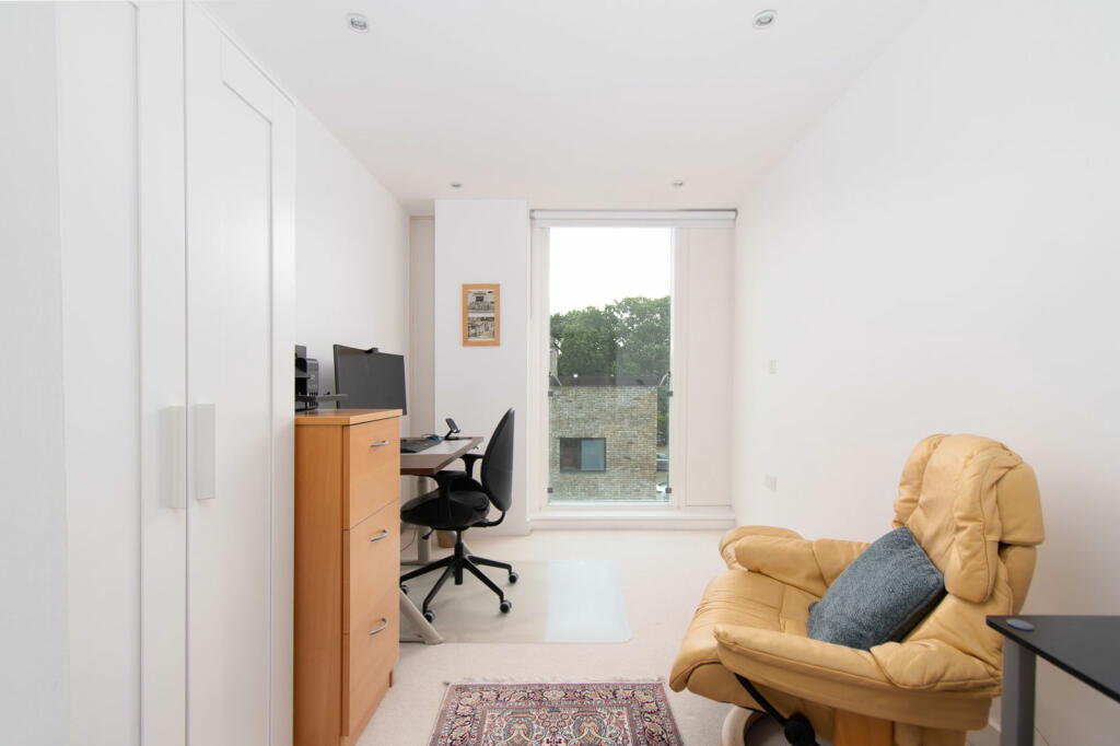 Additional image 8 of Kingfisher Way, Cambridge, CB2 8BL