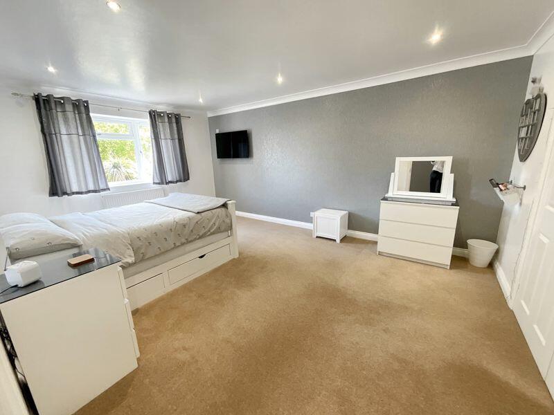 Additional image 11 of CHRISTCHURCH