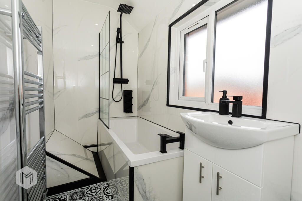 Additional image 7 of Crescent Road, Kearsley, Bolton, Greater Manchester, BL4 8LF