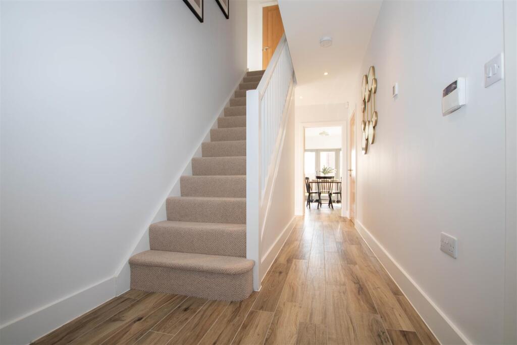 Additional image 3 of Poppy Field, Water Lane, Steeple Bumpstead