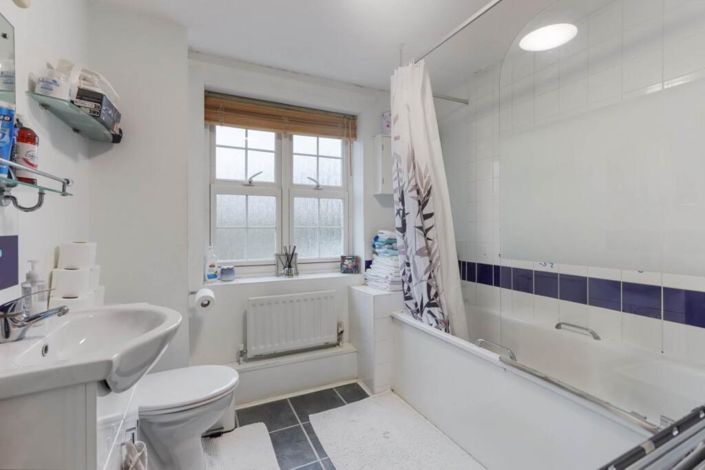 Additional image 10 of Lime Tree Court, London Colney, St.Albans AL2