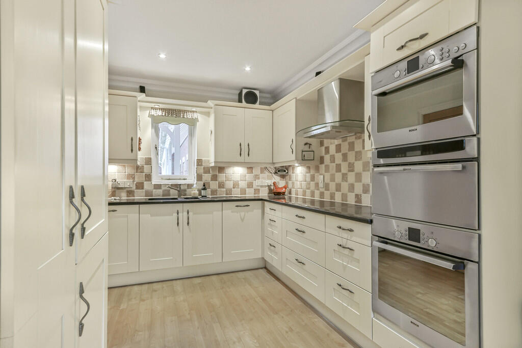 Additional image 21 of The Avenue, Branksome Park