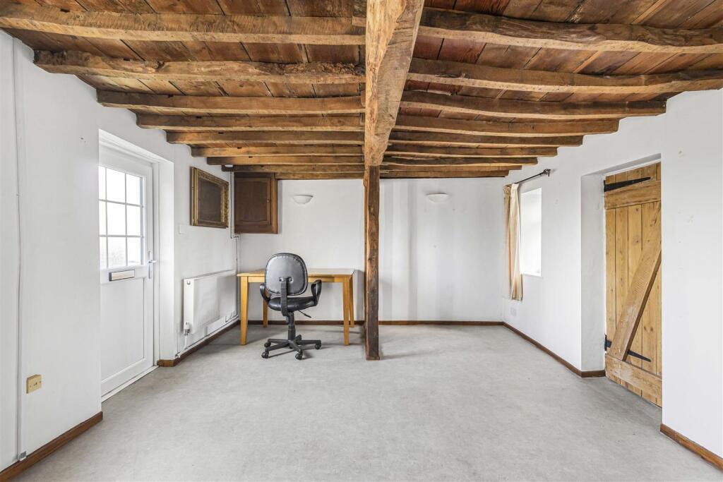 Additional image 6 of Longmeadow, Lode