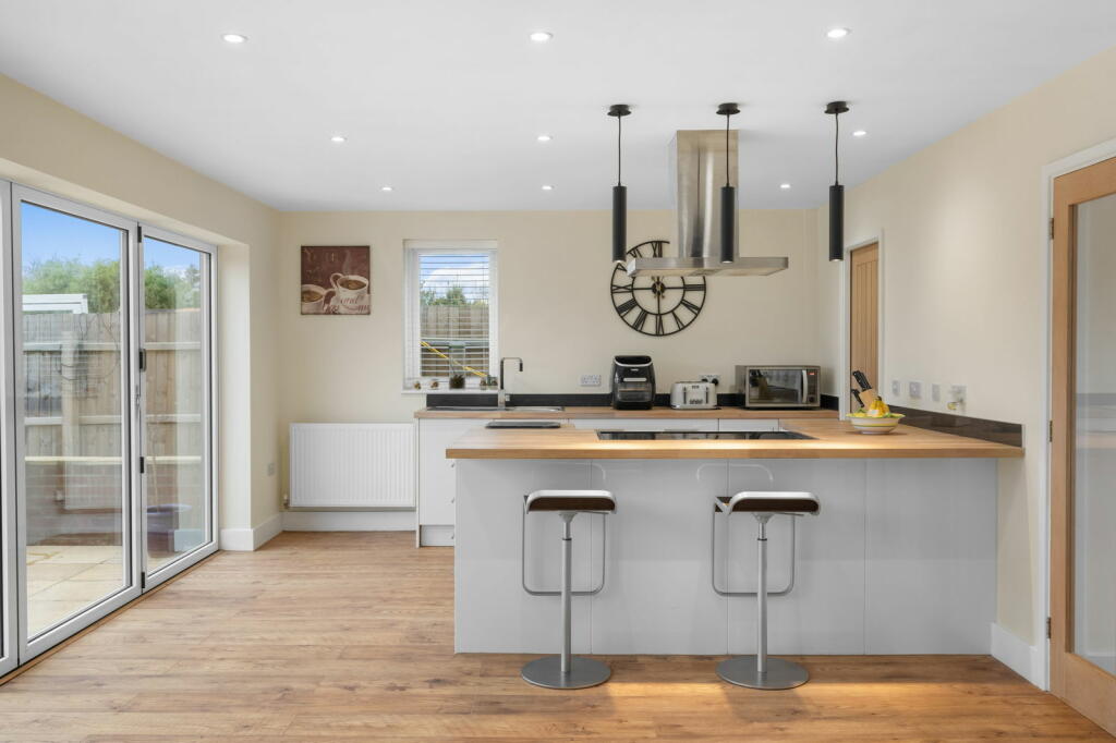 Additional image 9 of King Street, Rampton