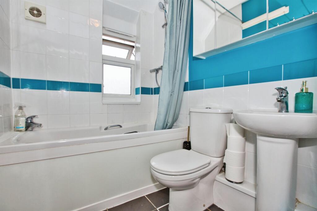 Additional image 14 of Hillcrest Road, YEOVIL