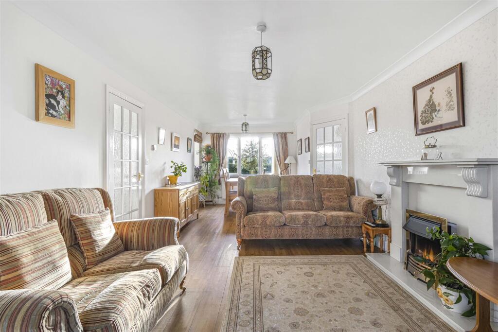 Additional image 3 of East Fen Road, Isleham, Ely